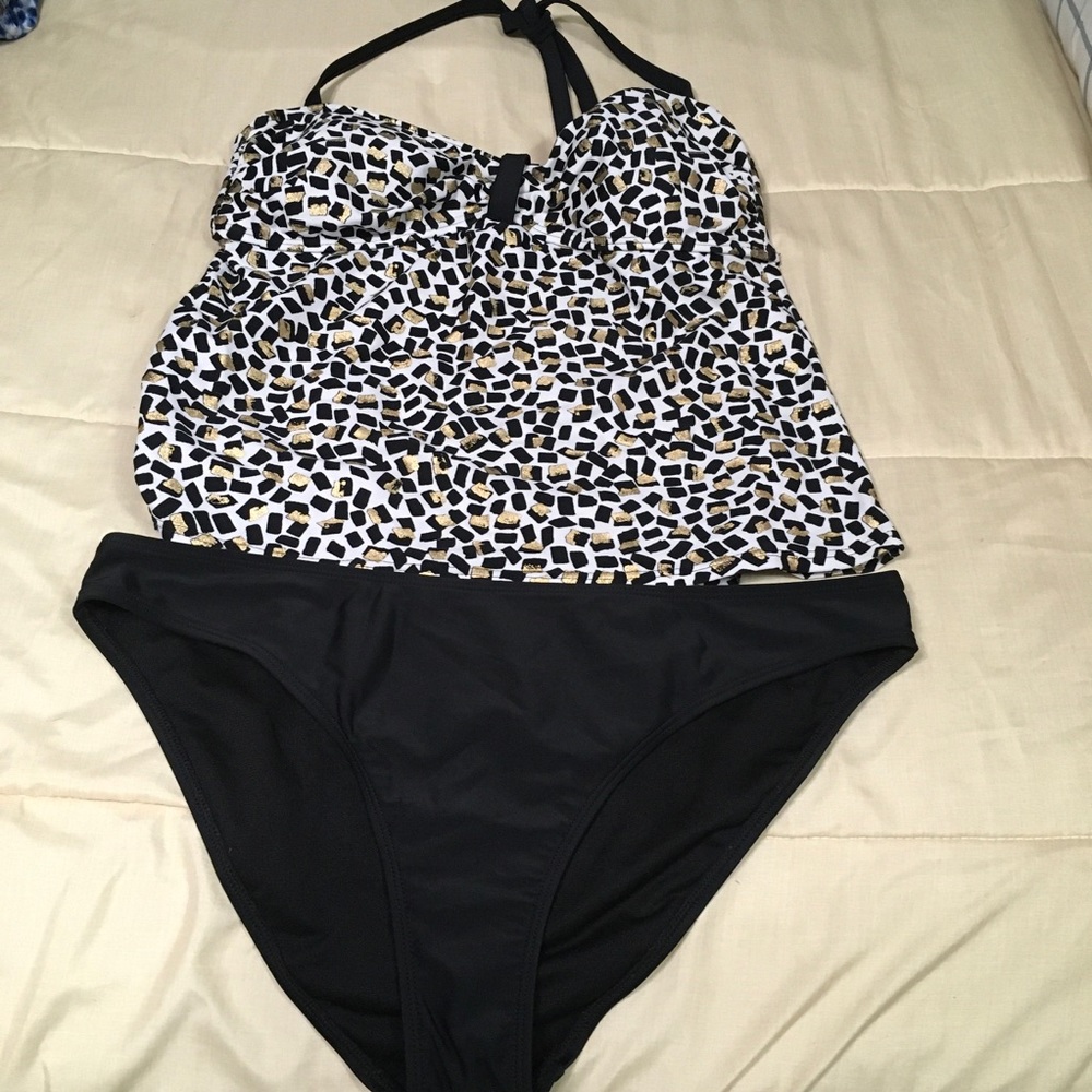 Beach Diva Tankini Swim Suit